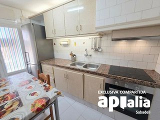 Piso en venta en Creu de Barberà en Sabadell