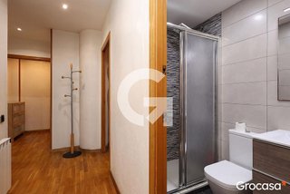 Piso en venta en Les Planes en Hospitalet de Llobregat, L´