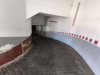 Garaje en venta en Centre en Castelldefels