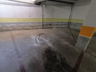 Garaje en venta en Centre en Castelldefels