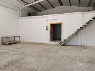 Nave industrial en alquiler en Polígonos - Recinto Ferial Cortijo de Torres en Málaga