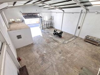 Nave industrial en alquiler en Polígonos - Recinto Ferial Cortijo de Torres en Málaga