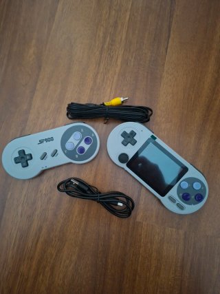 Consola Retro Portátil SF2000