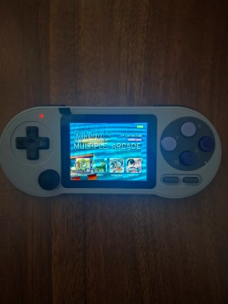 Consola Retro Portátil SF2000