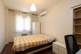 Piso en venta en La Font de la Guatlla en Barcelona