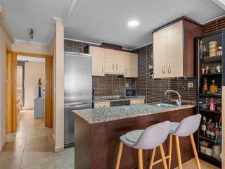 Piso en venta en Carolinas Altas en Alicante