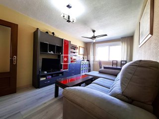 Piso en venta en Parla Este en Parla