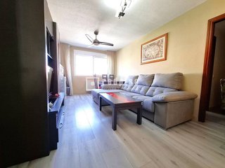 Piso en venta en Parla Este en Parla