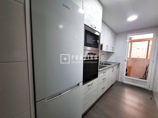 Piso en venta en Parla Este en Parla