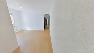 Piso en venta en Numancia en Madrid