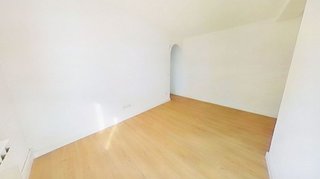 Piso en venta en Numancia en Madrid