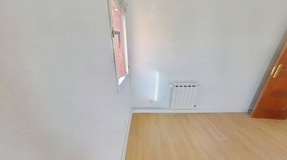 Piso en venta en Numancia en Madrid