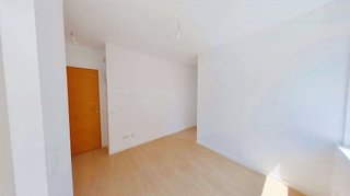 Piso en venta en Numancia en Madrid