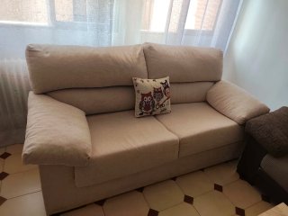 Sofá y mesa plegable madera