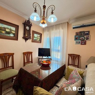 Piso en venta en Poligono Norte - Villegas - La Fontanilla en Sevilla