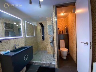 Piso en venta en La Creu Coberta en Valencia