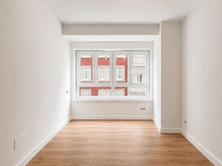 Piso en venta en Cuatro Caminos - Plaza de la Cubela en Coruña (A)