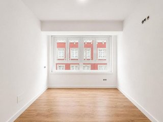 Piso en venta en Cuatro Caminos - Plaza de la Cubela en Coruña (A)