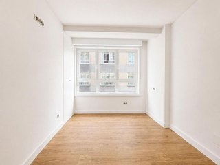 Piso en venta en Cuatro Caminos - Plaza de la Cubela en Coruña (A)