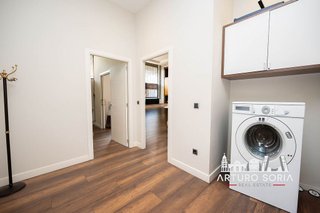 Piso en venta en San Juan Bautista en Madrid