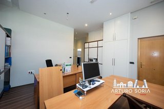 Piso en venta en San Juan Bautista en Madrid
