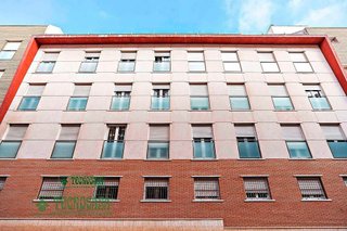 Piso en venta en Pabellón - Estación - El Corte Inglés en Ejido (El)