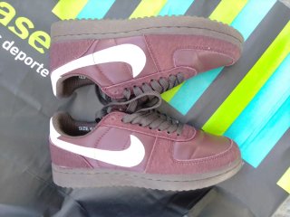 Zapatillas Nike Marrones Talla 37.5