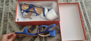 Sandalias bajas azul ante