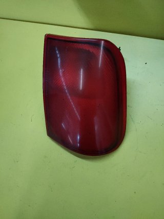PILOTO TRASERO DERECHO NISSAN TERRANO II