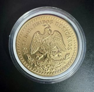 Moneda baño de oro de 50 Pesos de México. Año 1921