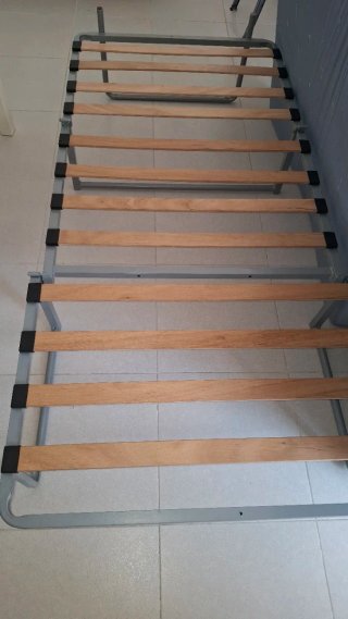 Puff cama plegable beige