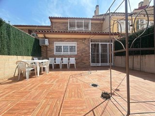 Casa adosada en venta en Yuncos