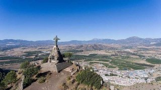 Casa adosada en venta en Pizarra