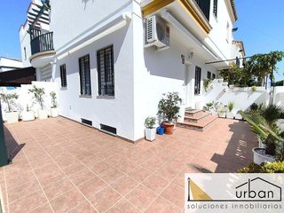 Chalet en venta en Centro - Zona Playas en Chipiona