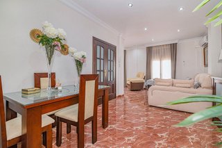 Casa adosada en venta en El Carmen - La Barrera en Lucena