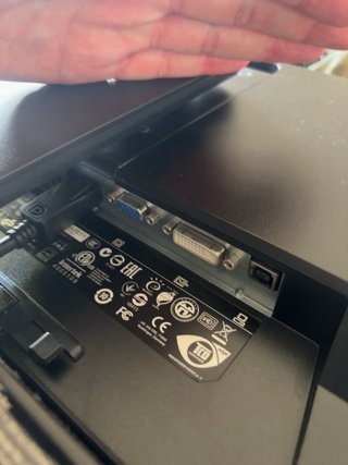 Monitor HP EliteDisplay E23