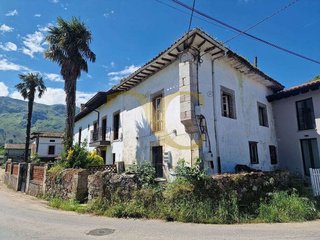 Chalet en venta en Celorio-Poó-Parres en Llanes