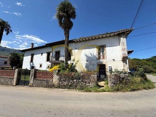 Chalet en venta en Celorio-Poó-Parres en Llanes