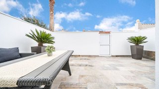 Casa adosada en venta en La Siesta - El Salado - Torreta en Torrevieja