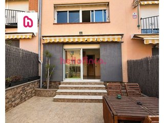 Casa adosada en venta en Bufalà en Badalona