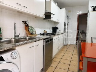 Piso en venta en Roca del Vallès, la