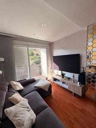 Piso en venta en Canyelles en Barcelona