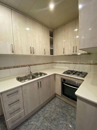 Piso en venta en Santa Eulàlia en Hospitalet de Llobregat, L´