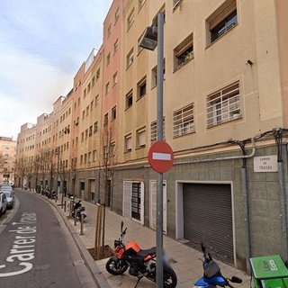 Casa pareada en venta en El Turó de la Peira en Barcelona