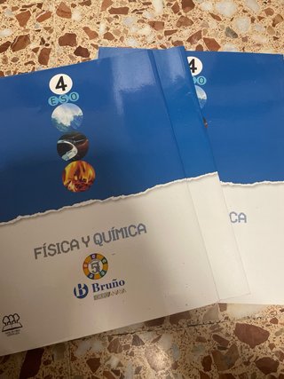 Conjunto de libros de FISICA Y QUIMICA 4º ESO