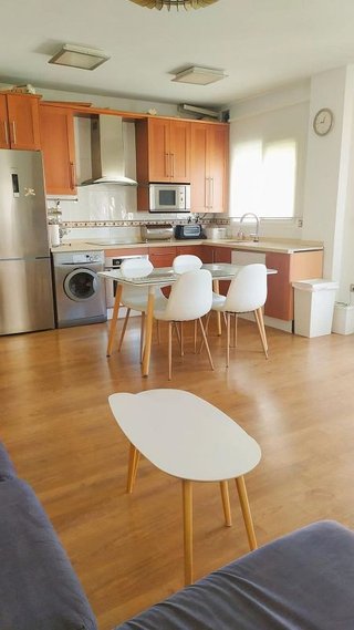 Piso en venta en Zona Hispanidad-Vivar Téllez en Vélez-Málaga