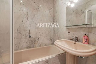 Piso en venta en Centro en San Sebastián-Donostia