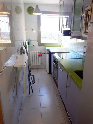 Piso en venta en Torrecaballeros