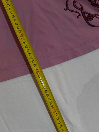 T-shirt Adidas V-neck rosa antico con grafica