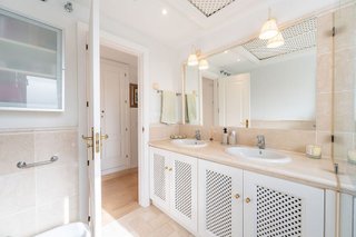 Piso en venta en Río Real en Marbella